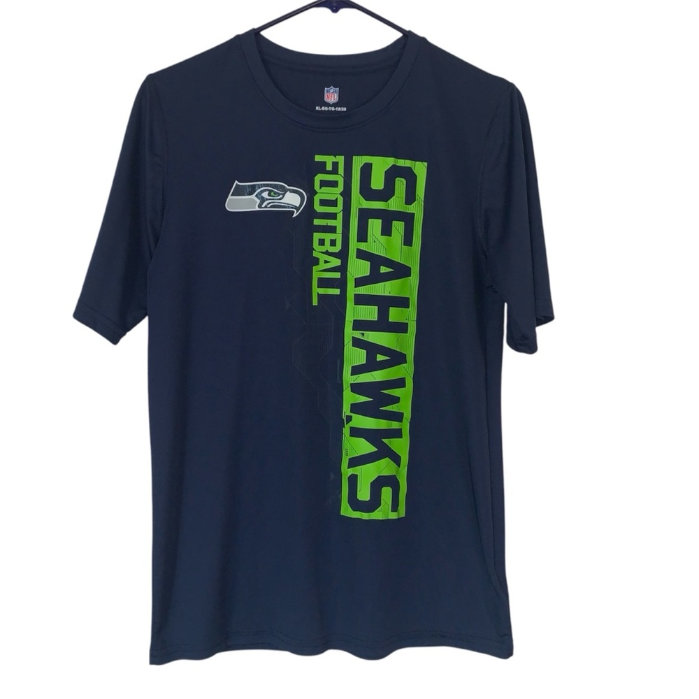 Seattle Seahawks Navy Blue T-Shirt boys XL 18/20